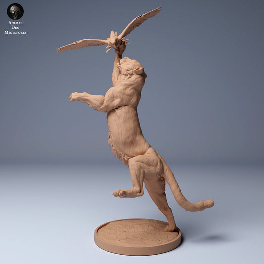 Jaguar Catching Macaw 1:24 scale by Animal Den | Please Read Description