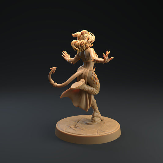 Succubus by Dragon Trappers Lodge | Unpainted