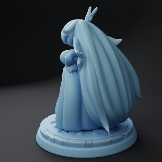 Regina, Goblin Queen by Twin Goddess Miniatures