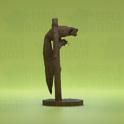 1-8_AyeAye_PoseTree_02_right.png