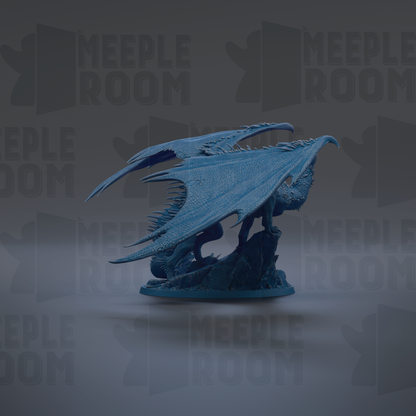 A blue dragon figurine is displayed against a dark background with repeated text.