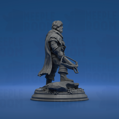 32_Sturian-HalflingRanger_25base_02_right.png