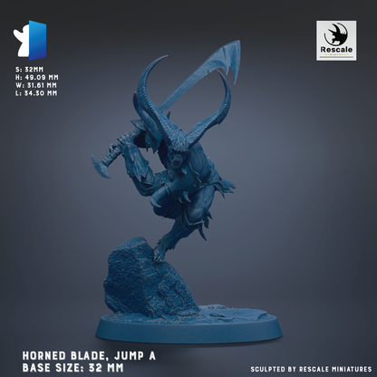a horned blade, with the blade in a jumping pose, and the base sizes are 32 mm.