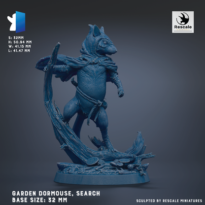 The image is a figurine of a mouse-like creature, possibly a Dormouse, with a cape-like accessory, standing on a base. The base size of the figurine is 32 mm.