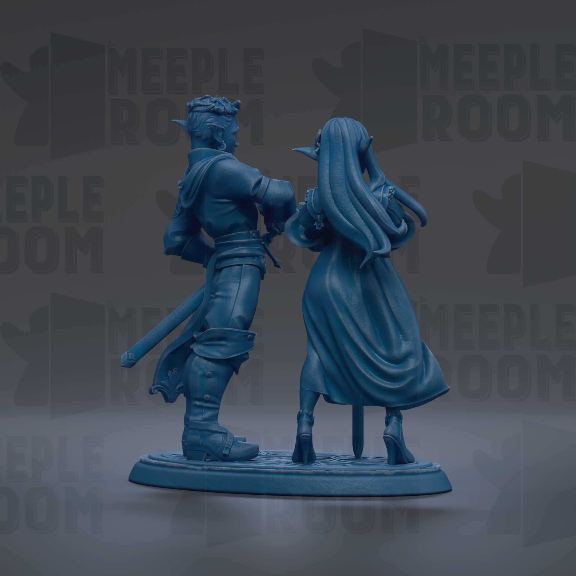 A blue figurine of a man and a woman standing together, with the text "MEIPLLE ROOM" repeated in the background.