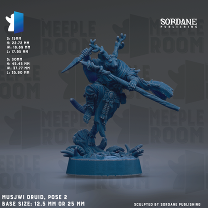 The image is a detailed 3D rendering of a Mus Jwii Druid figurine, with the base size being 12.5 mm or 25 mm. The figurine is posed in a dynamic, fighting stance, with a sword in hand. The background features the repeating text "MEIPLE ROOM" in various sizes and orientations, creating a visually cohesive and engaging composition.
