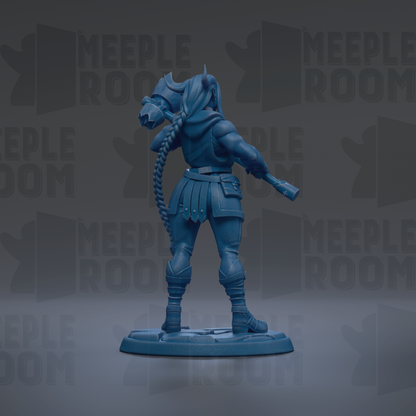 A blue figurine of a warrior standing on a base, with the text "MEIPLLE ROOM" repeated in the background.