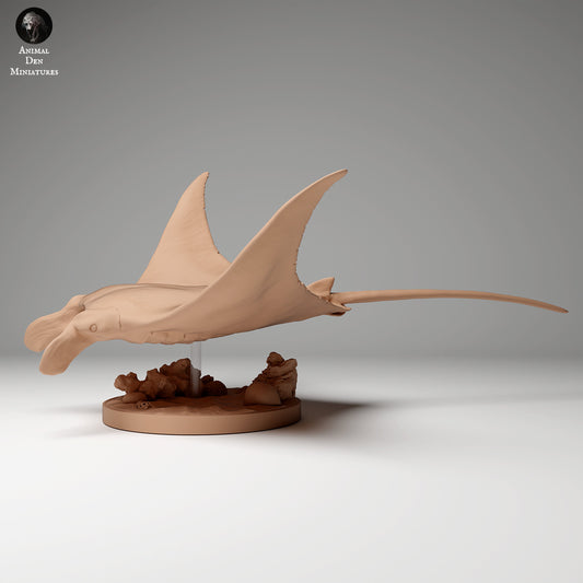 Reef Manta Ray 1:24 scale by Animal Den Miniatures | Please Read Description