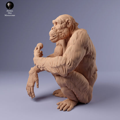 Chimpanzees 1:24 scale by Animal Den | Please Read Description